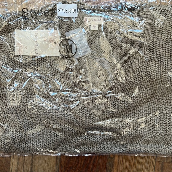 Hem & Thread Tunic Sweater Crochet Tie Waist Olive Green. NWT still in plastic. - Picture 6 of 6